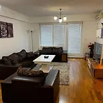 Tilia Apartments - Grand Center-Free Wifi Parking